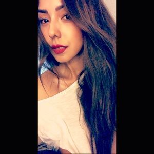 Meet your Posher, Maria